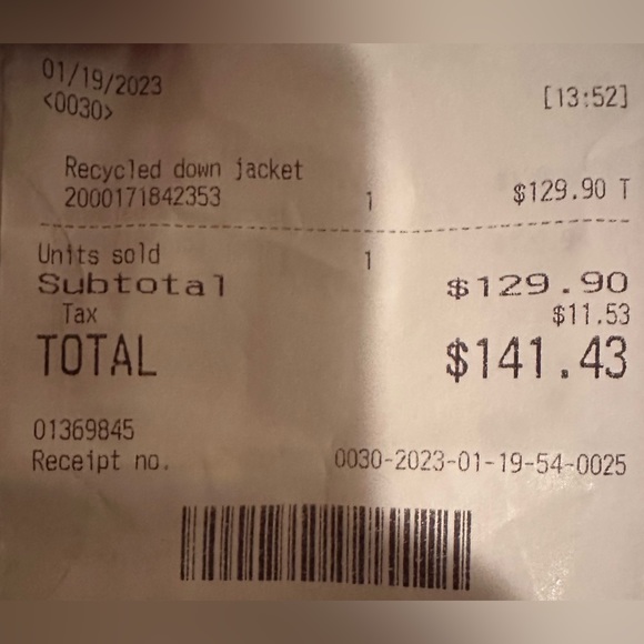 COPY - Uniqlo NWT recycled  Down jacket - Picture 4 of 4